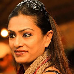 Meet your Posher, Aparna